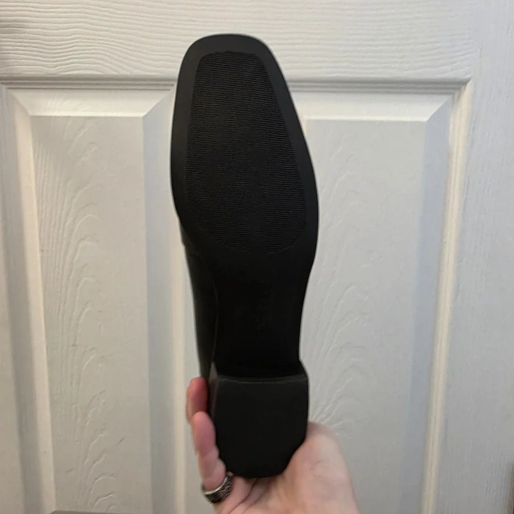 Trotters Black Leather Square Toe Slip On Loafer Block Heel Size 10.5M Shoes - Picture 6 of 8